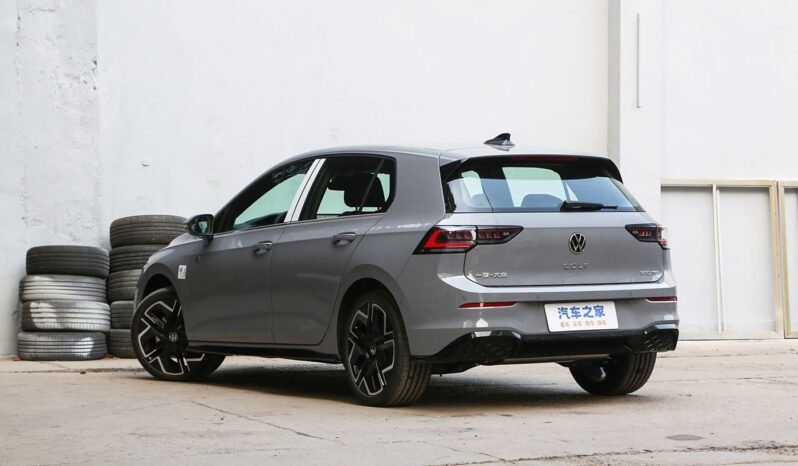 
								2025 Volkswagen Golf 8.5 300 TSI R-Line full									