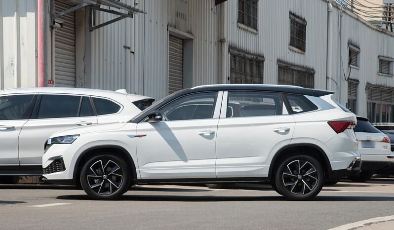 
								Skoda Kamiq GT 2025 full									