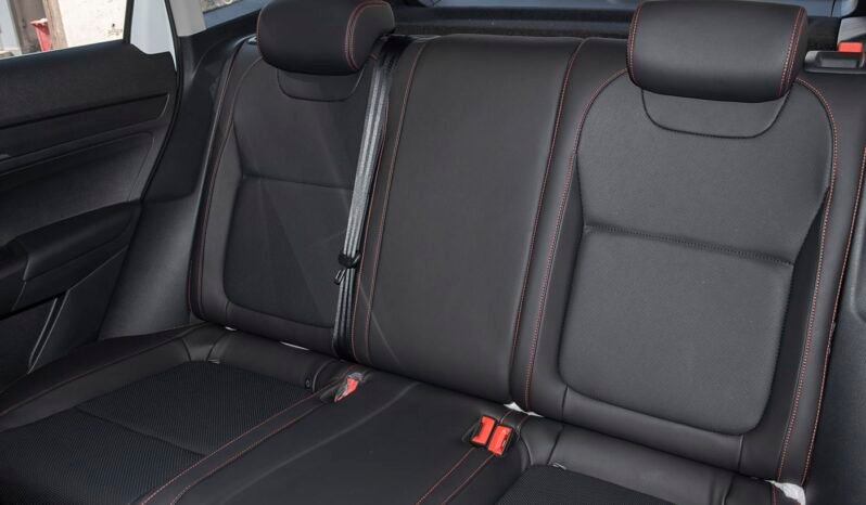 
								Skoda Kamiq GT 2025 full									