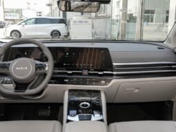
										Kia Sportage Deluxe Edition 2025 full									