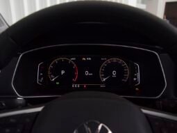 
										Volkswagen Tharu XR 2025 full									